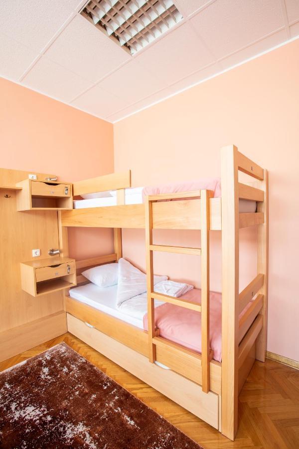 Hostel Amd Belgrad Zewnętrze zdjęcie